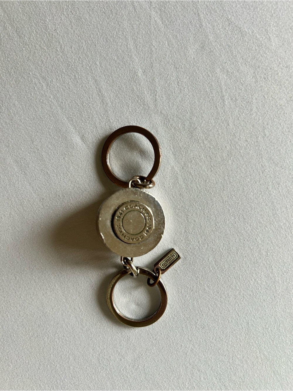 COACH Lifesaver Keychain Valet - Picture 3 of 4